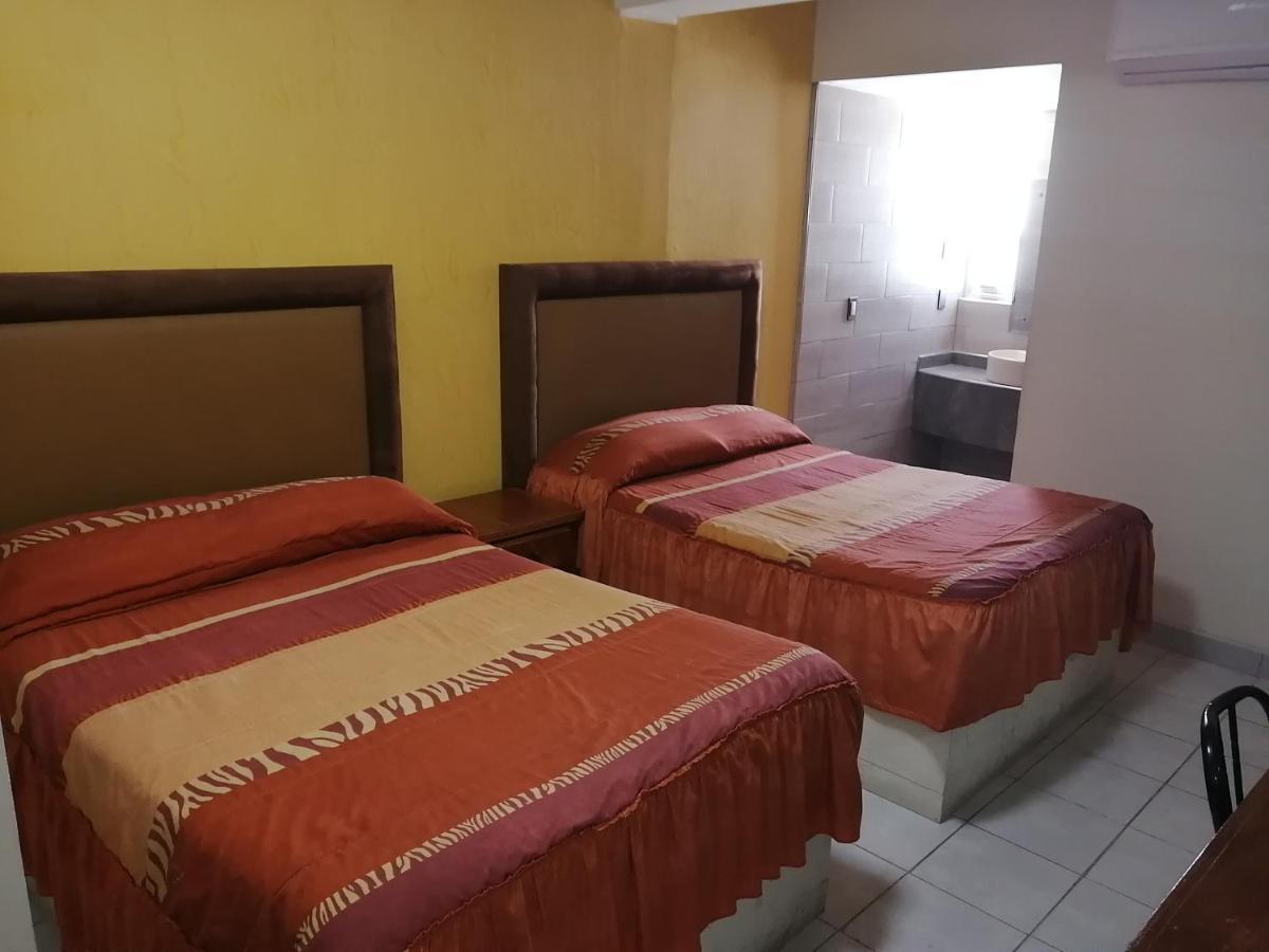 Hotel Baeza Делісіяс Екстер'єр фото