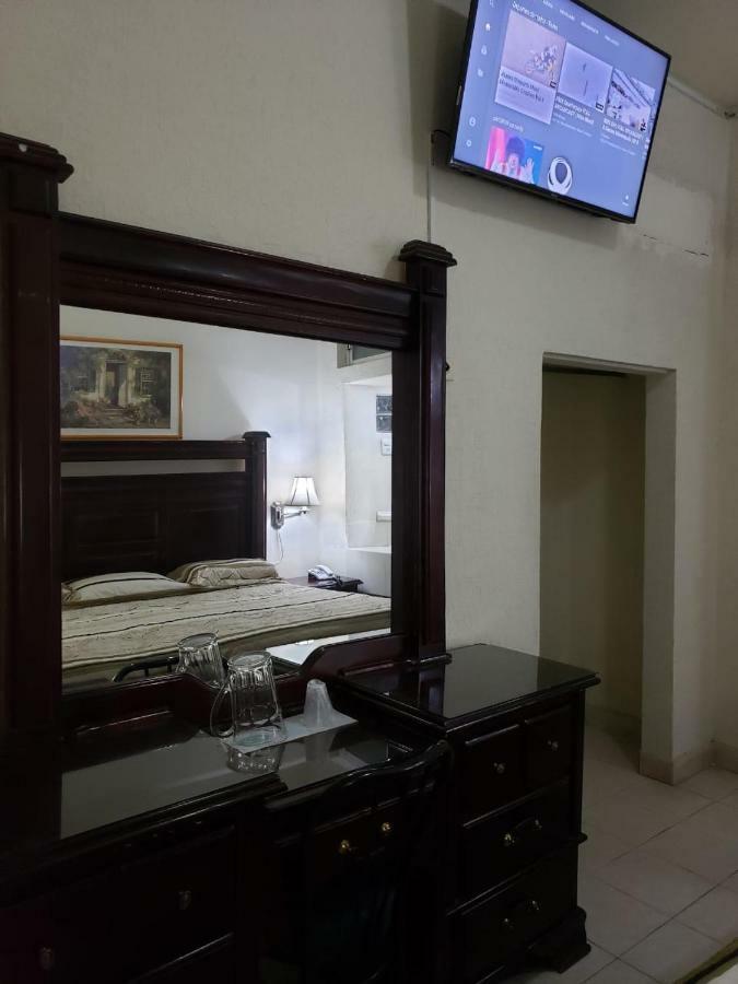 Hotel Baeza Делісіяс Екстер'єр фото
